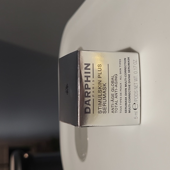 Darphin Skincare 3 piece set - Picture 2 of 3